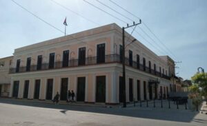 Bandera cubana: nacida en el fragor del combate