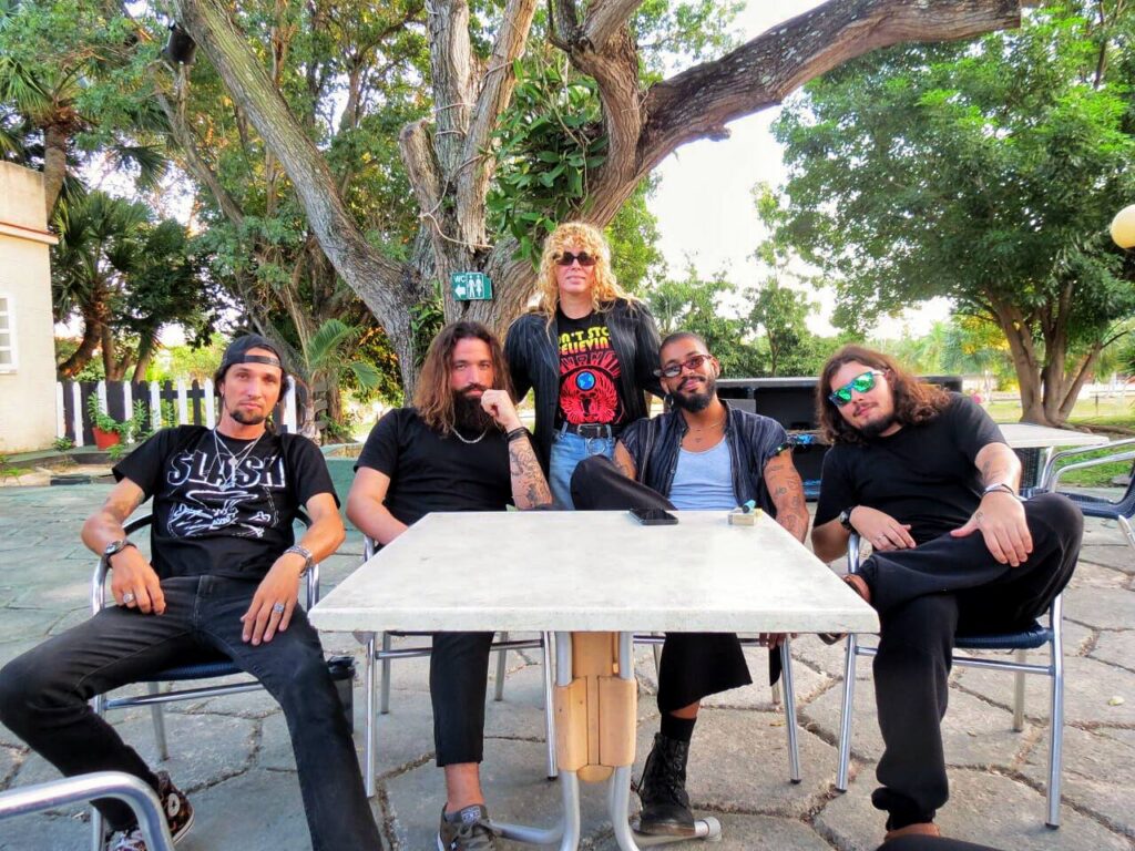 Miembros actuales del grupo Glens