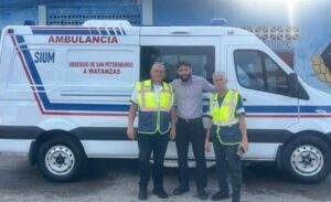 San Petersburgo entrega a Matanzas nueva ambulancia equipada